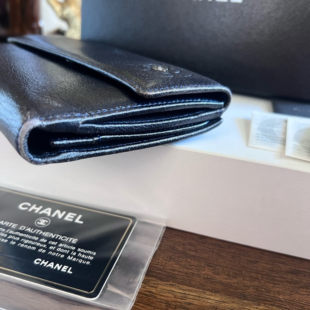 CHANEL Camellia Flower Empreinte Black Leather Bill Card Wallet with Box & Card - Picture 15 of 16